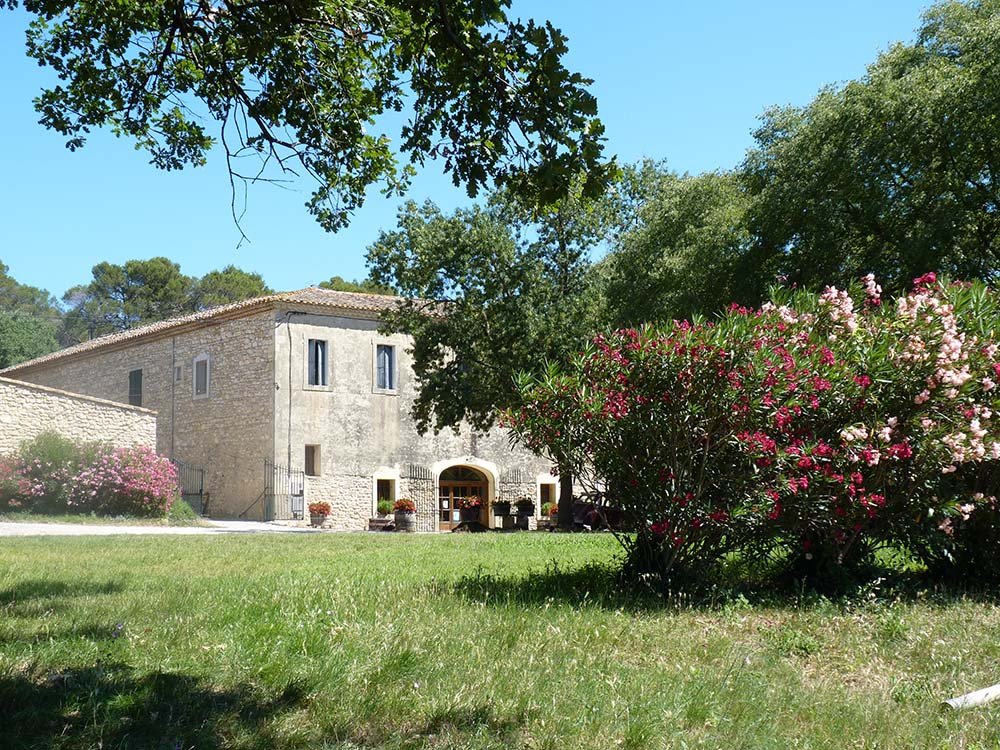 Aire camping-car  Aspres (30250) - Photo 4